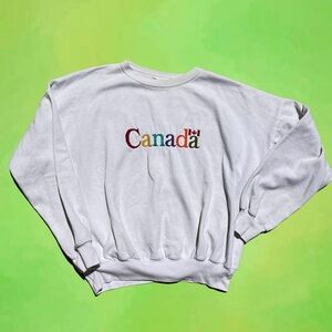 Vintage Canada Embroidered Rainbow Crewneck Sweatshirt